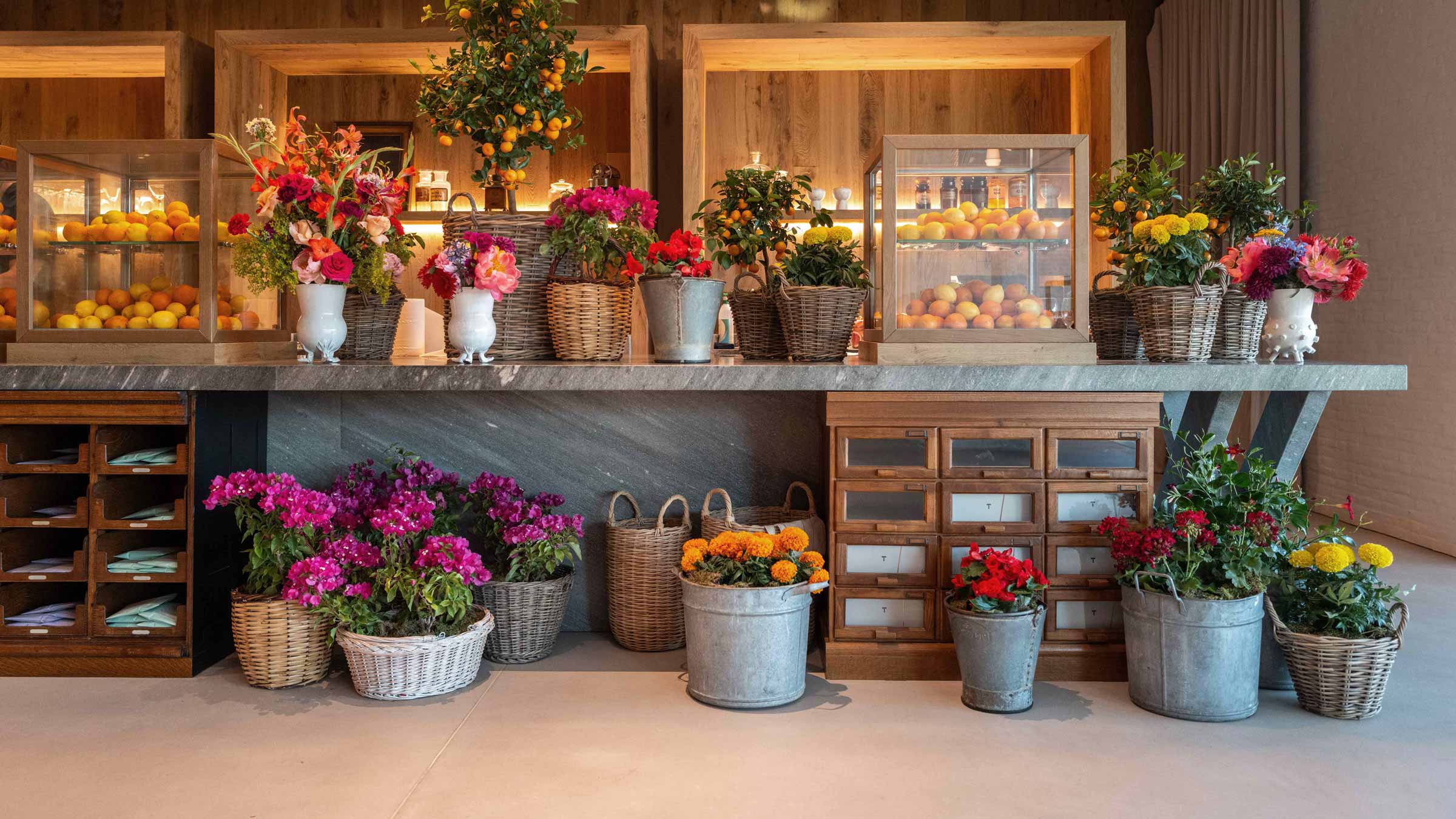 event summer party flowers colours TATOÏ-CLUB