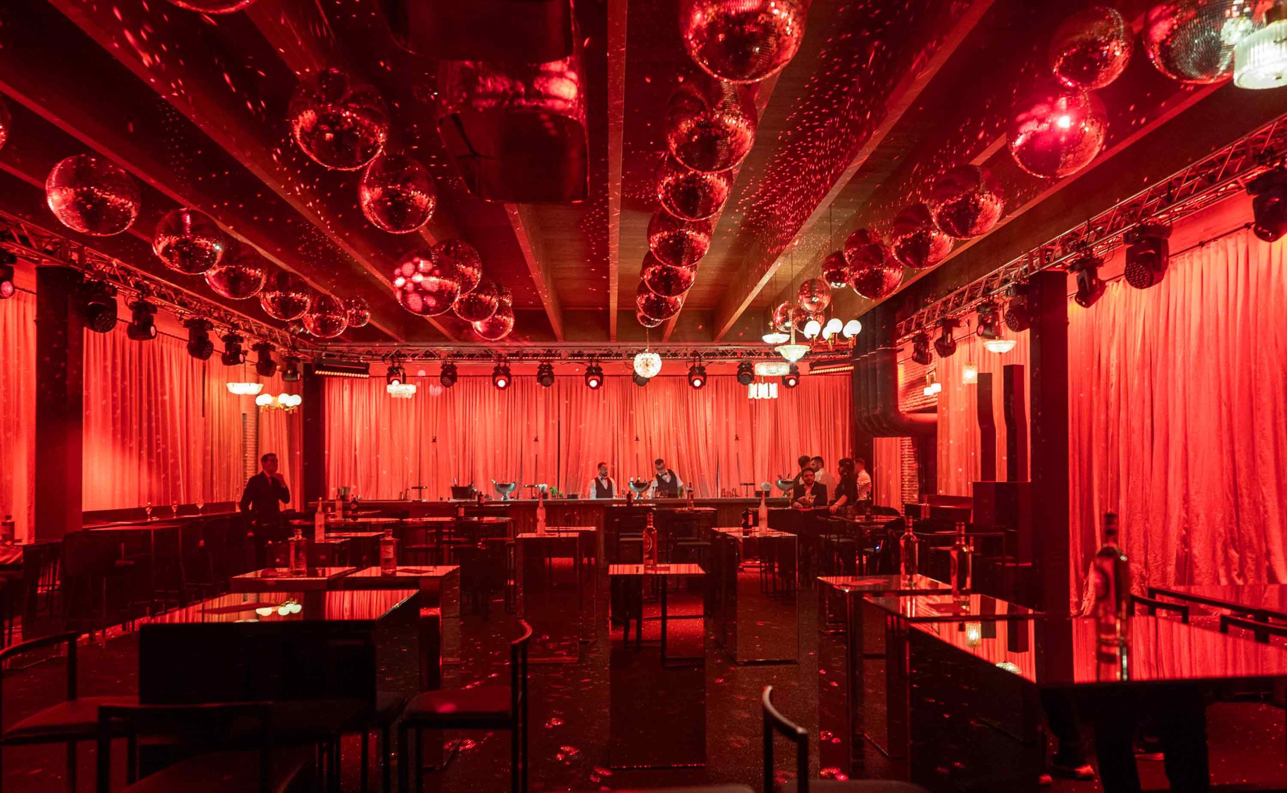 event new years night dinner party disco balls music TATOÏ-CLUB