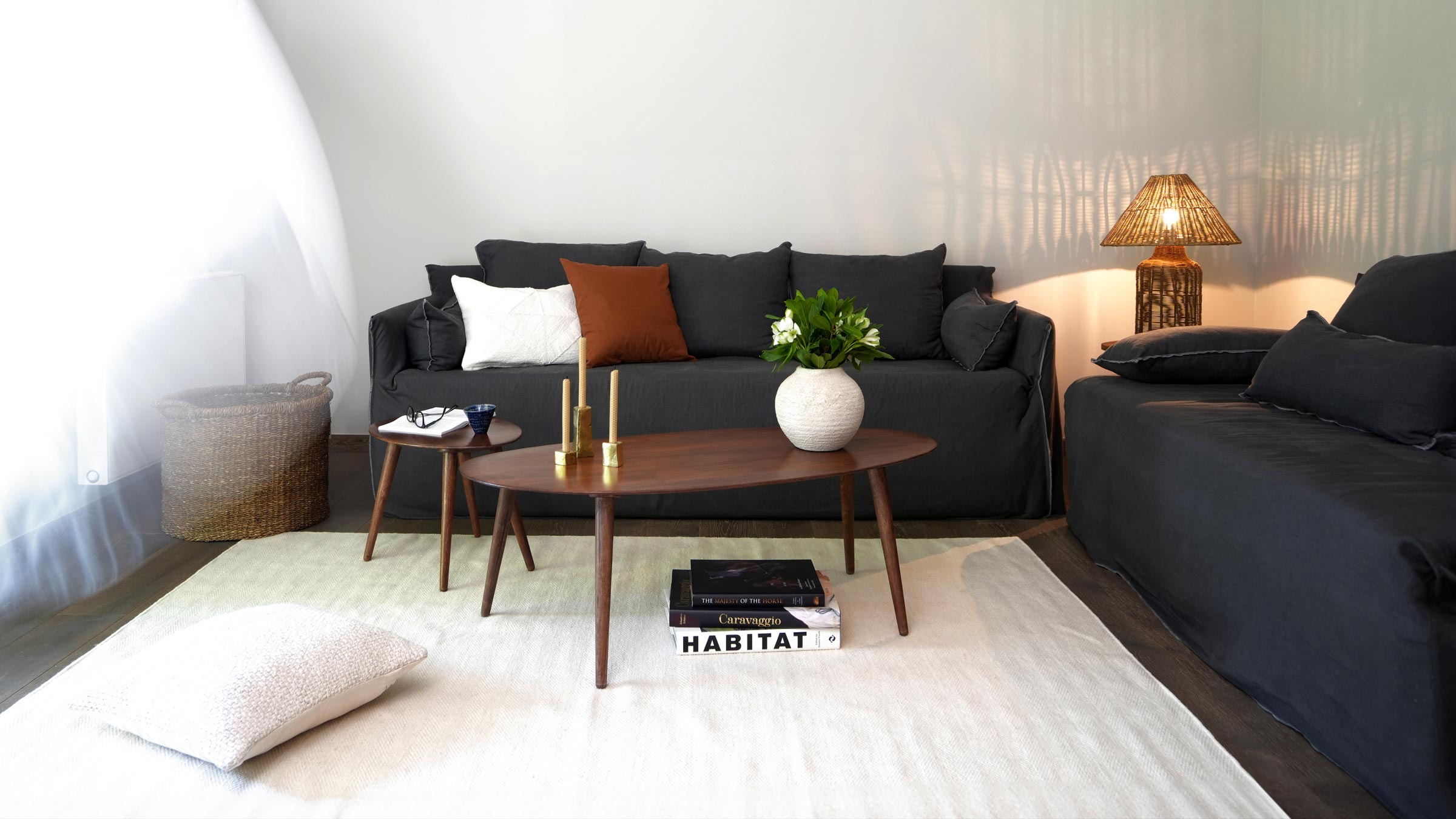 guesthouse suite sofa relax minimal design | TATOÏ Club