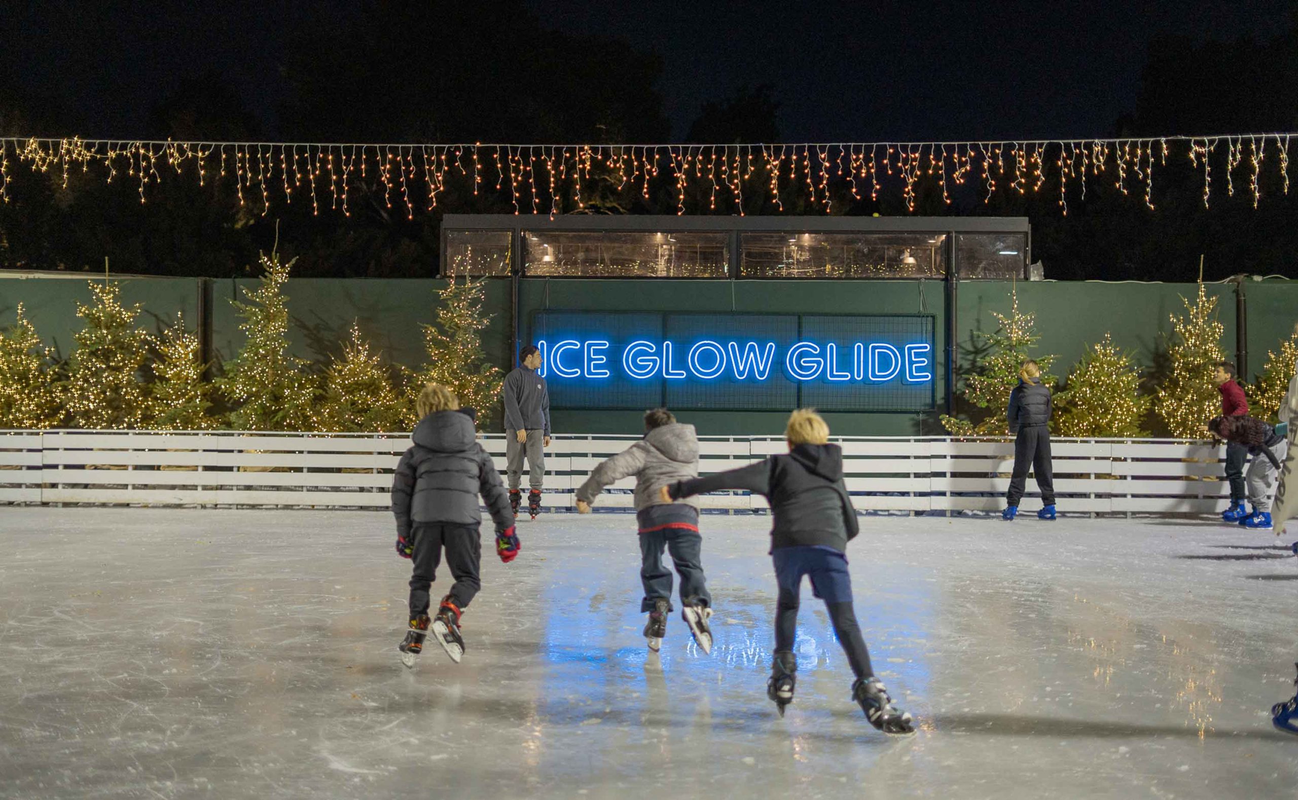 kids activities ice skating kids teens | TATOÏ Club