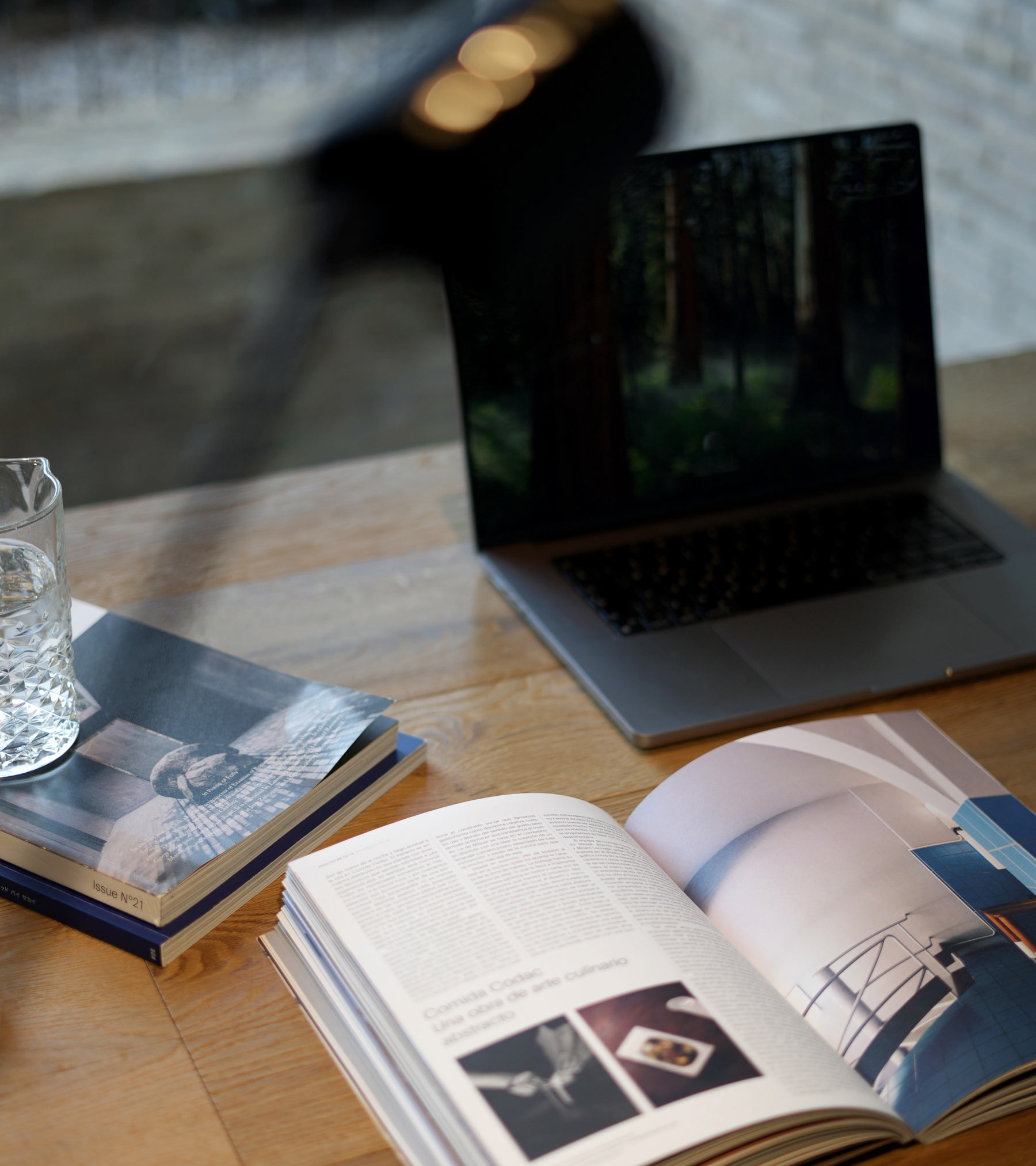 meeting room table working space | TATOÏ Club