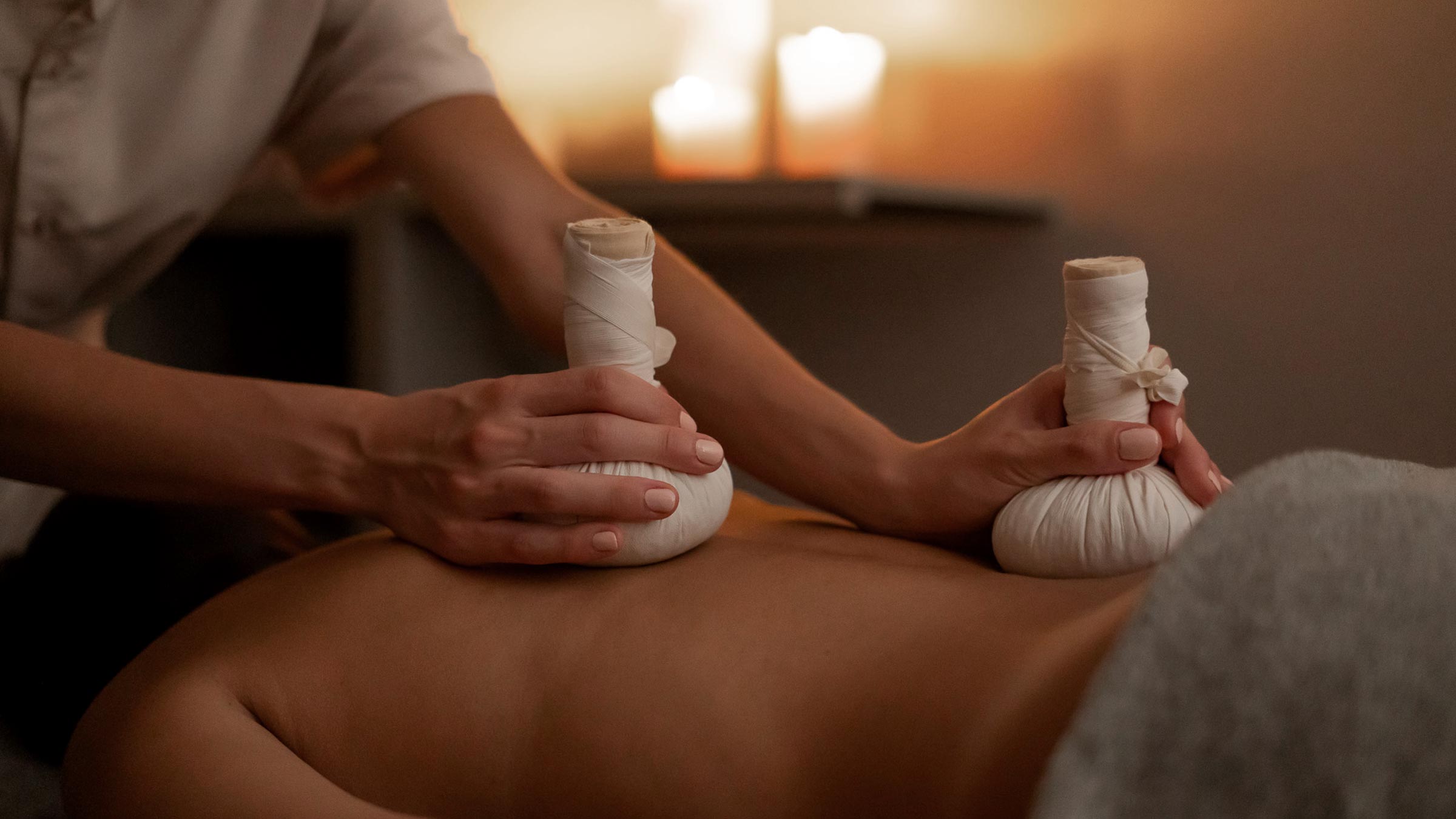 spa massage treatments woman | TATOÏ Club