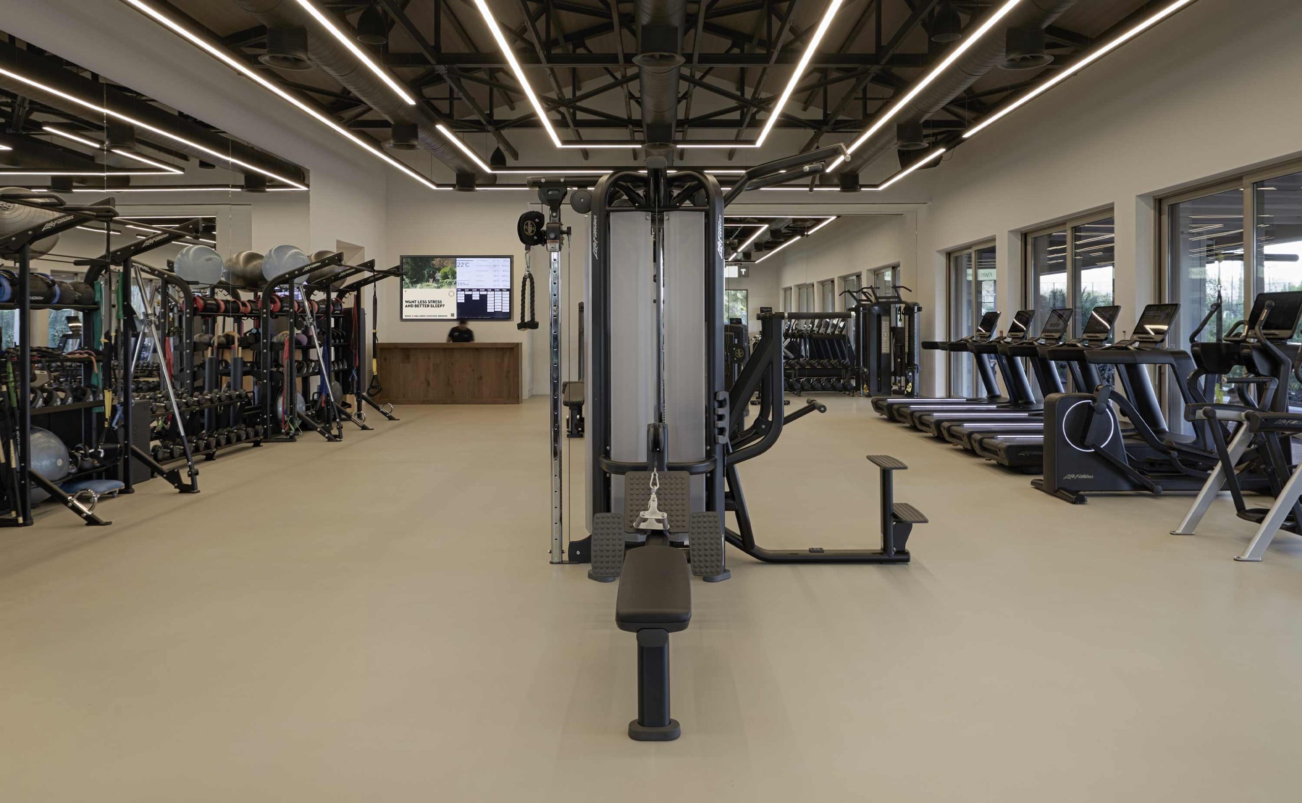 movement pillar gym indoor TATOÏ-CLUB