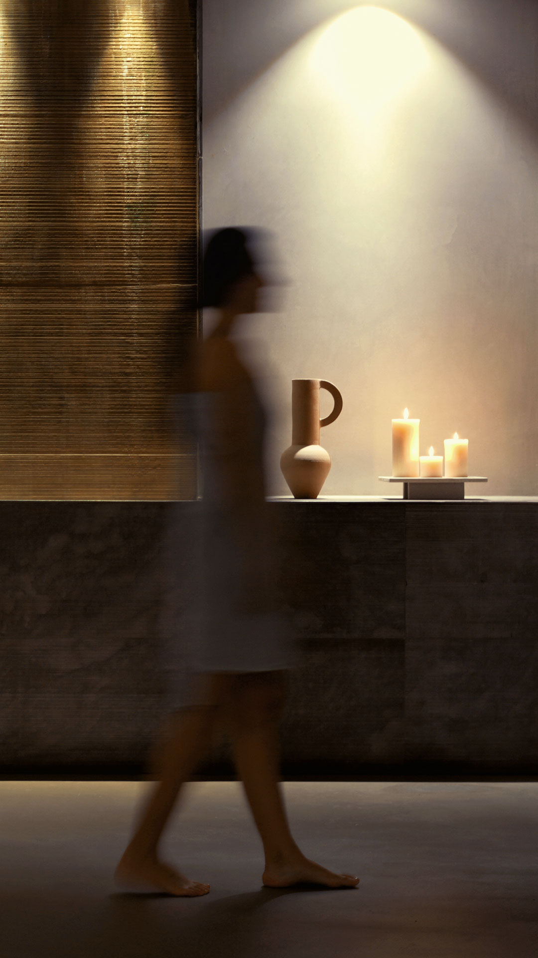 STRESS MANAGEMENT-woman walking spa are body treatments-TATOÏ-CLUB